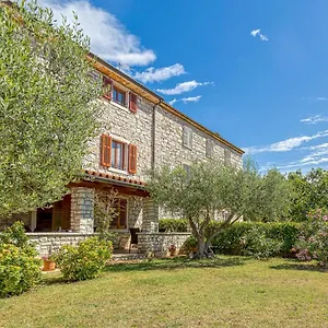 https://la-quiete-bb.in-istria.net