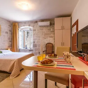  Apartman Dora -free Parking