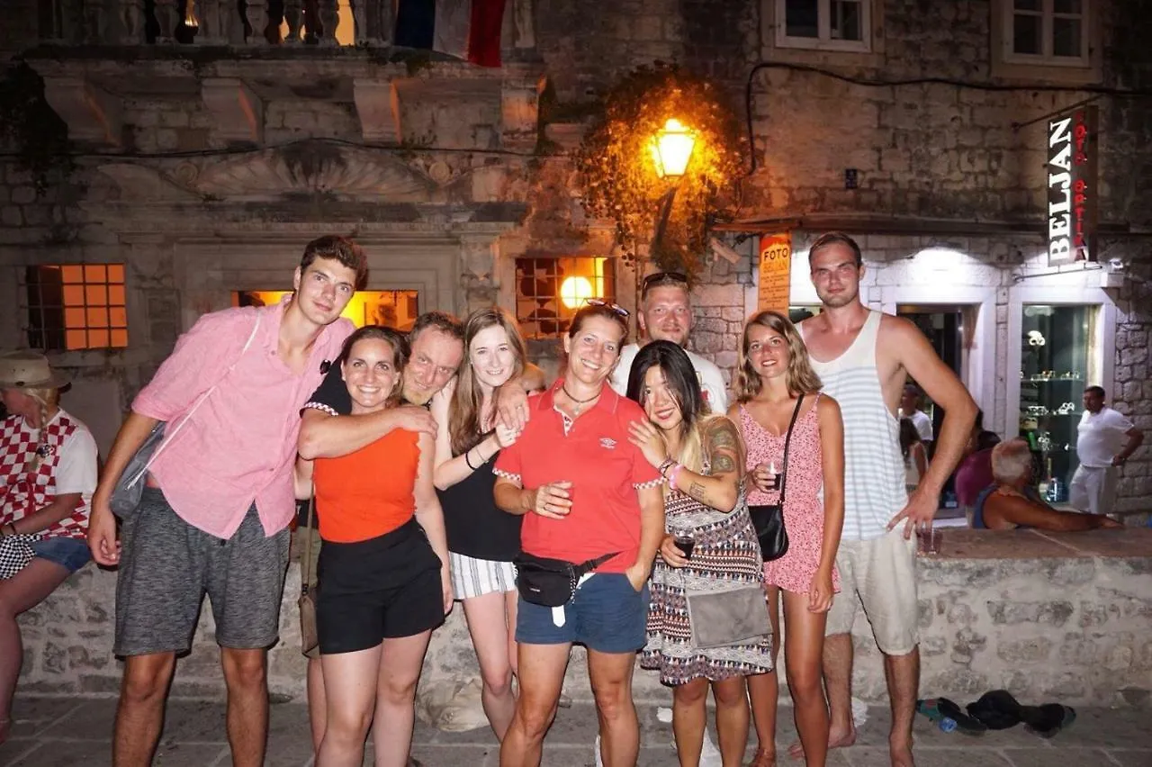 Hostel Marina Trogir contacts